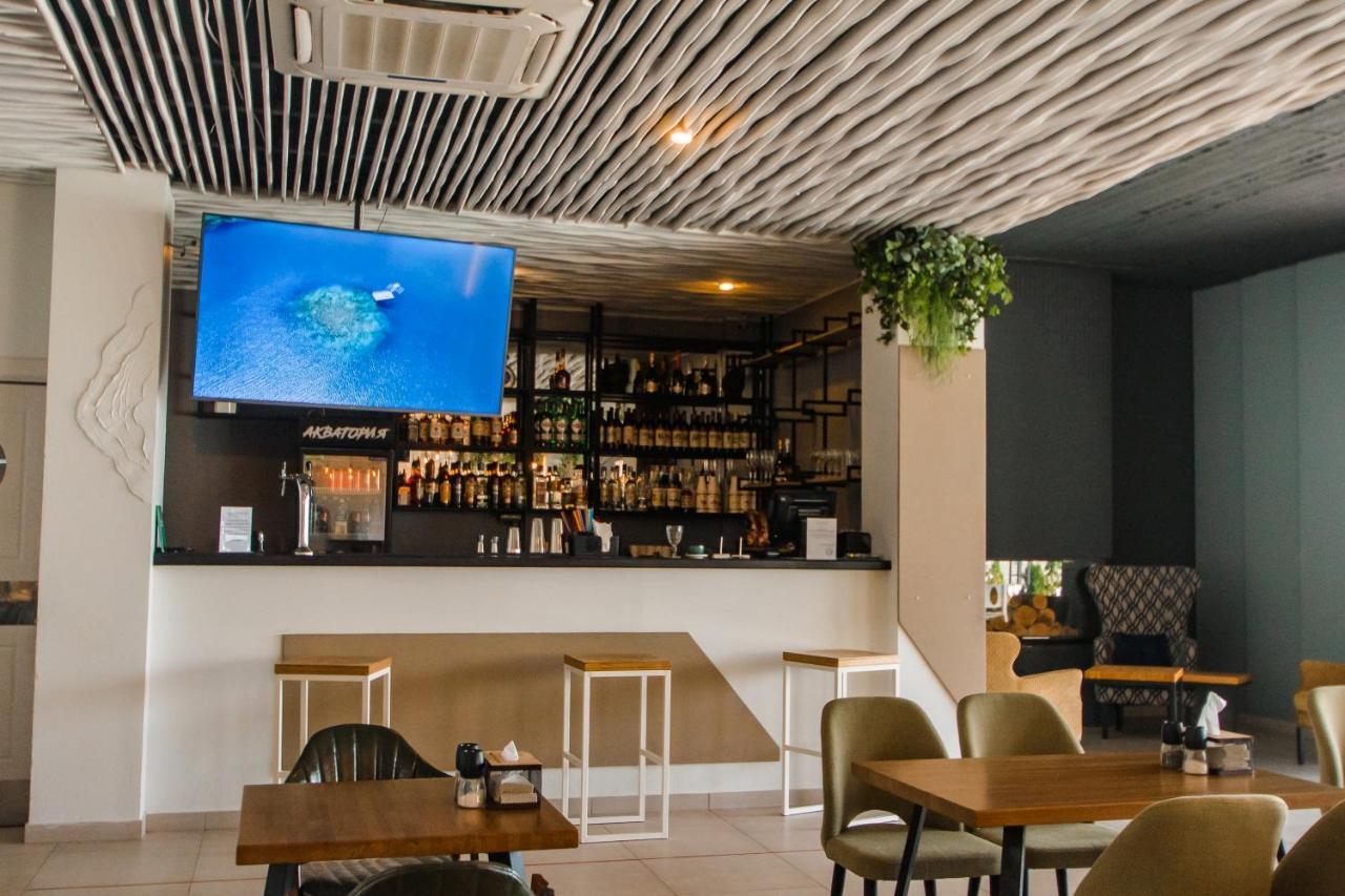 Aquamarine Family Club Hotel Гагра Екстериор снимка