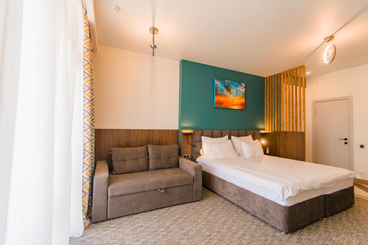 Aquamarine Family Club Hotel Гагра Стая снимка